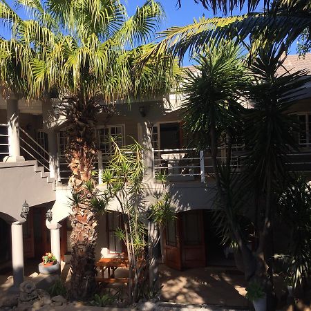 Knysna N2 Lodge Extérieur photo
