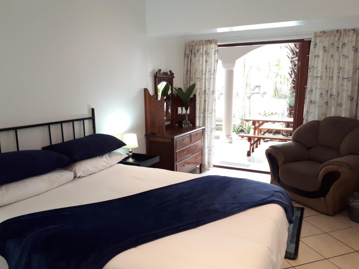 Knysna N2 Lodge Extérieur photo